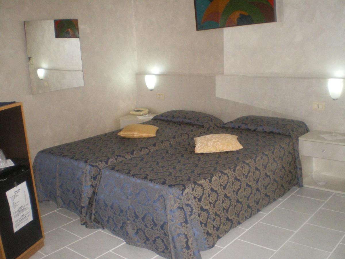 Hotel Eden Osio Sotto Room photo