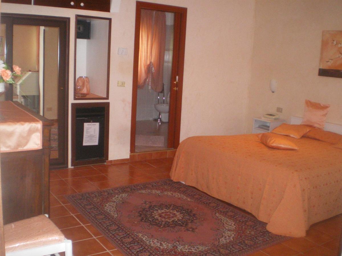 Hotel Eden Osio Sotto Room photo